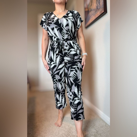 AnyBody Monochrome Leaf Pattern Jumpsuit - Picture 3 of 15